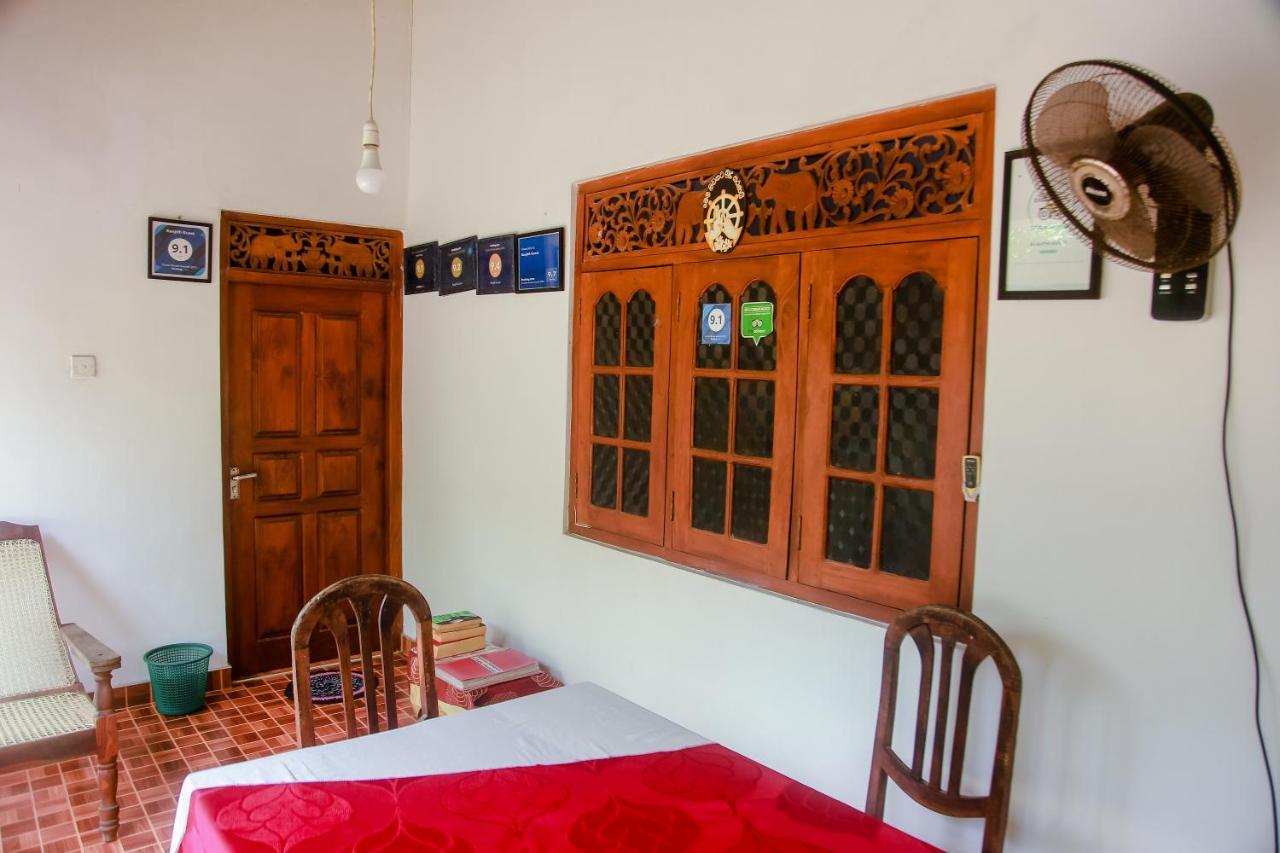 Ranjith Guest Hotel Mirissa Exterior photo
