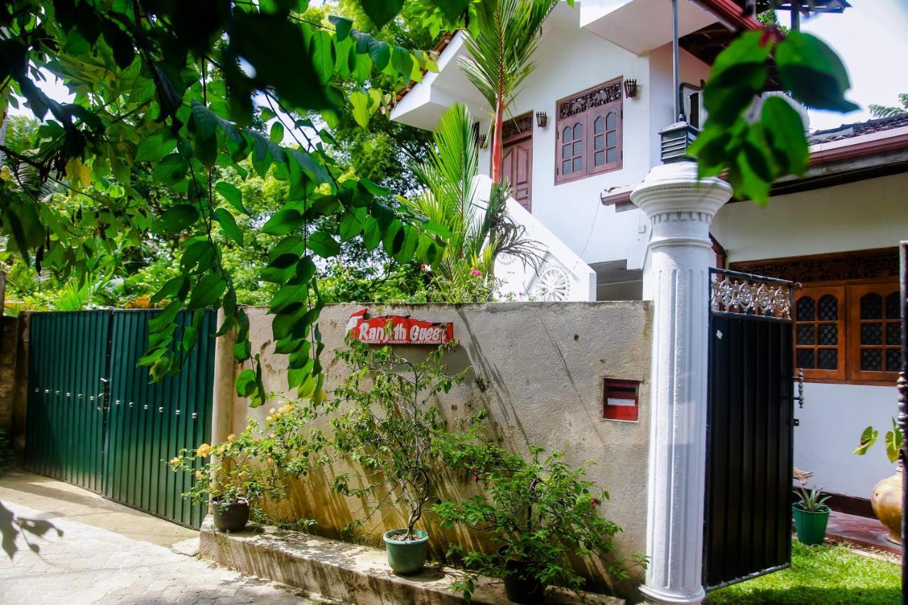 Ranjith Guest Hotel Mirissa Exterior photo