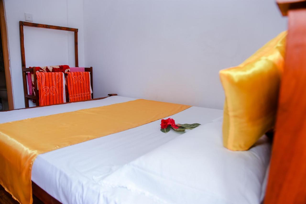 Ranjith Guest Hotel Mirissa Exterior photo