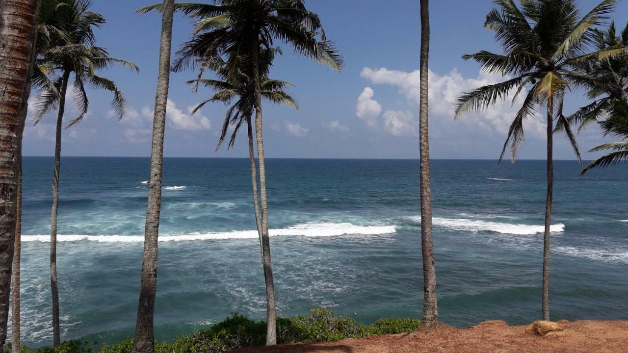 Ranjith Guest Hotel Mirissa Exterior photo
